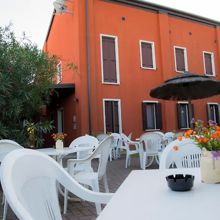 Farm stay Agriturismo La Violetta Polesine Camerini
